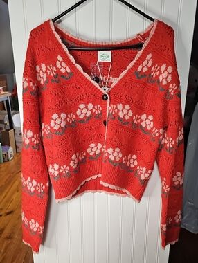 Red Floral V-Neck Knit Sweater
